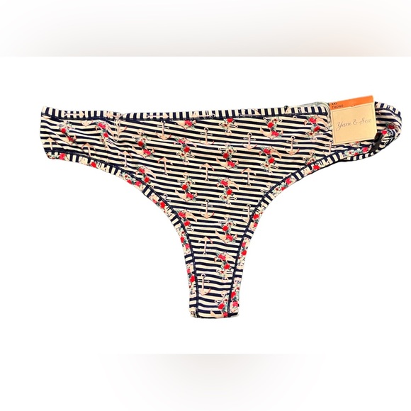 NWT XXL assorted thong & a bikini panty - Picture 5 of 11